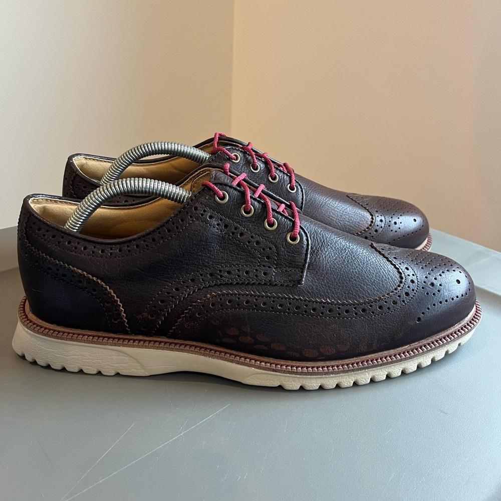 LIKE NEW!! Footjoy Club Casuals wing tip blems - Mens size 9.5